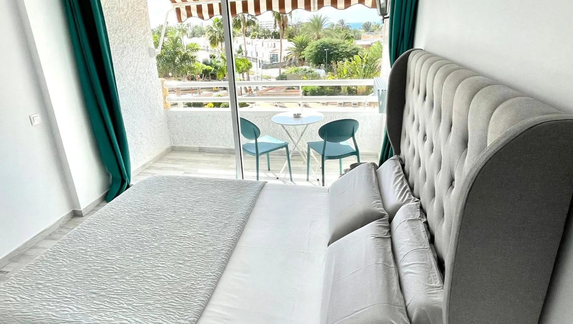 Borinquen Vista Mar Aparthotel Playa de las Americas  0*, Playa de las Americas (Tenerife)
